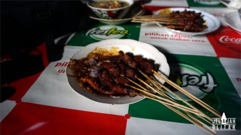 Sate Kambing Pring Kuning Kalipucung Blitar