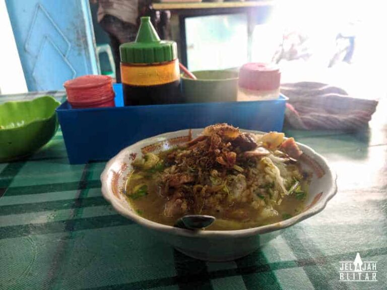 Soto Ayam Kampung Sor Seri