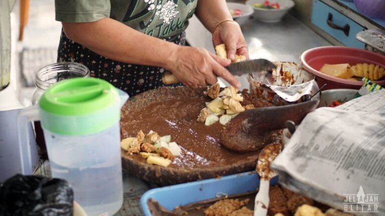 Rujak Enak di Wlingi Blitar