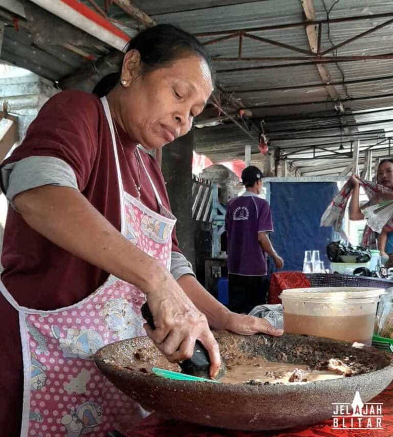 Rujak Enak di Blitar