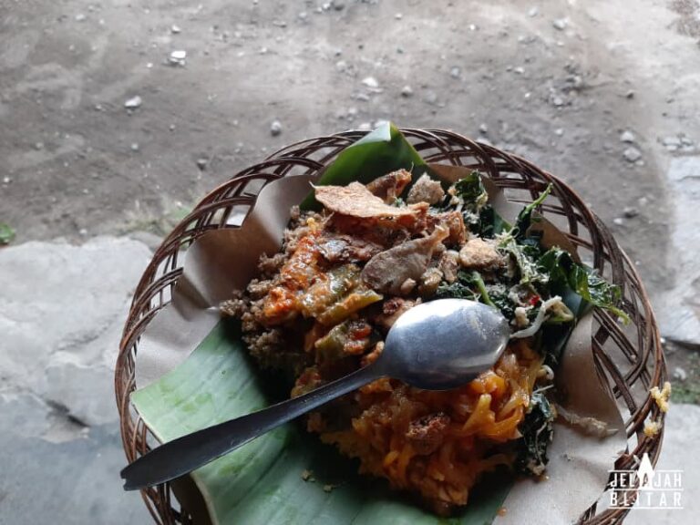 Kuliner Ampok dan Tiwul