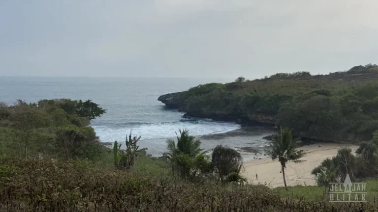 Pantai Selok Dadap